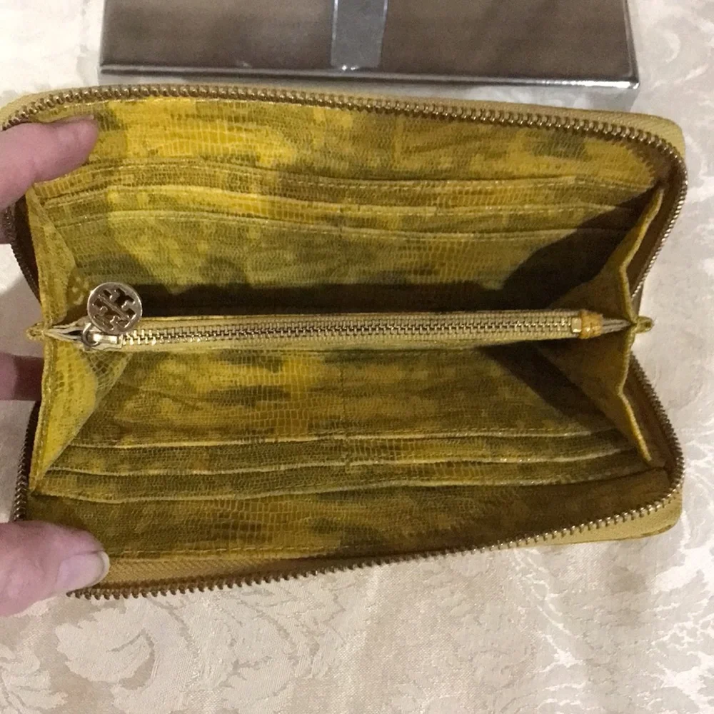 Tory Burch Wallet